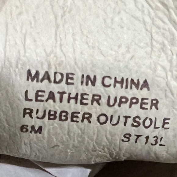 Michael Kors Graham Cut Out Oxfords Size 6 in excellent condition. - Picture 7 of 8